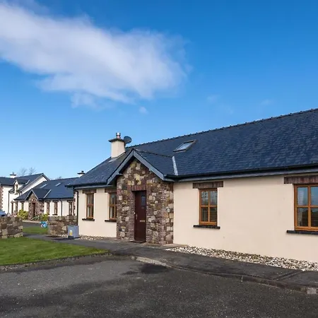 Nyaraló Rectory Mews, Duncormick, Kilmore Quay, County Wexford - 3 Bedroom Sleeps 6 Duncormick