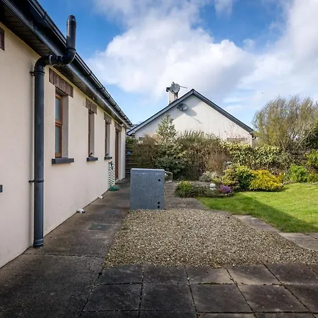 Rectory Mews, Duncormick, Kilmore Quay, County Wexford - 3 Bedroom Sleeps 6 *